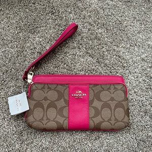 Brand new Coach wristlet / wallet
